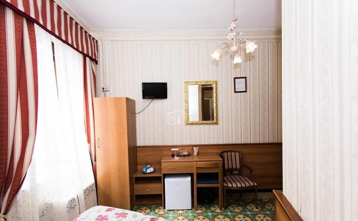 Hotel Artromano Roma